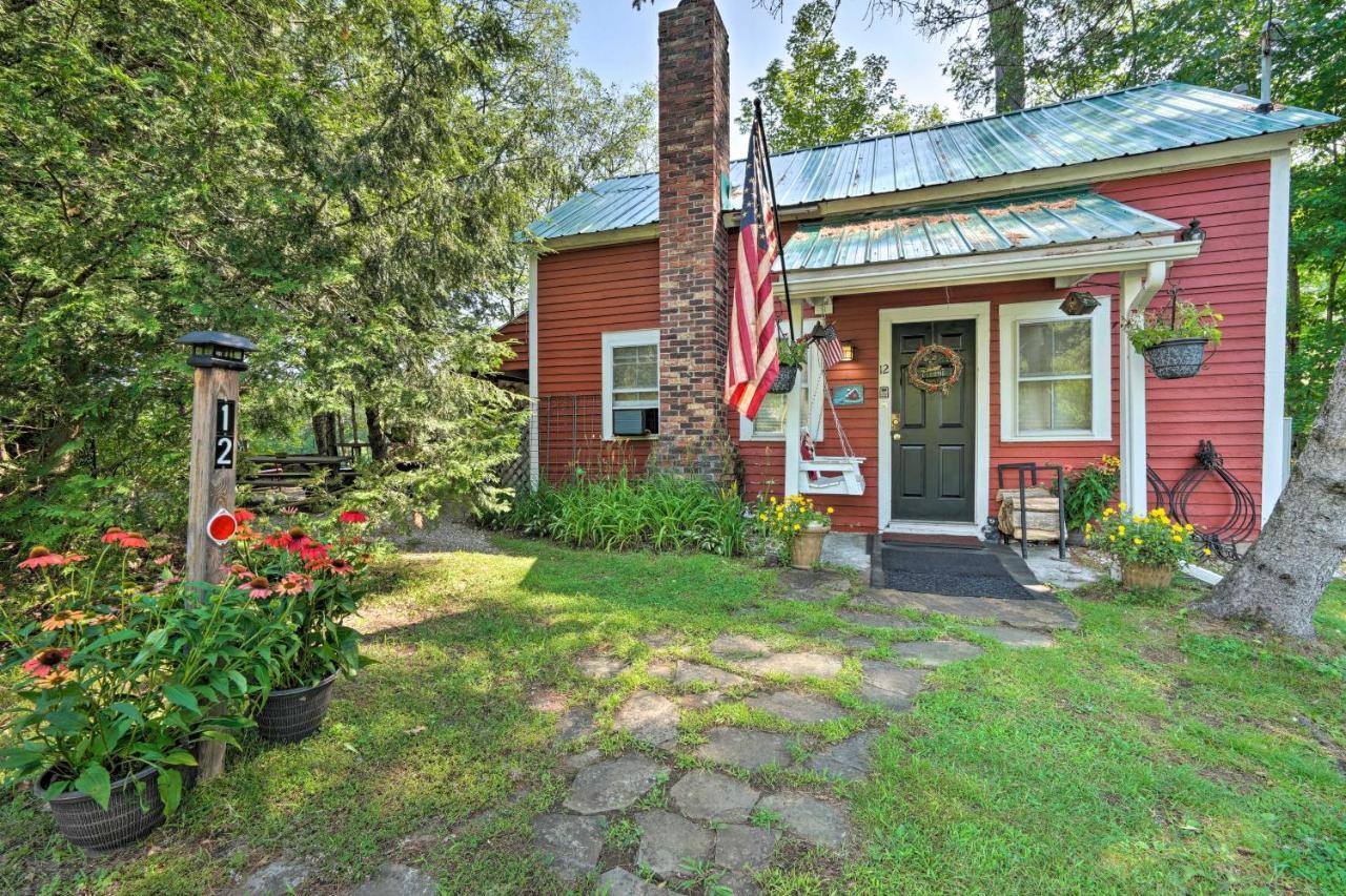 Adirondack Mountains Cottage Near Gore Mountain! Warrensburg Bagian luar foto